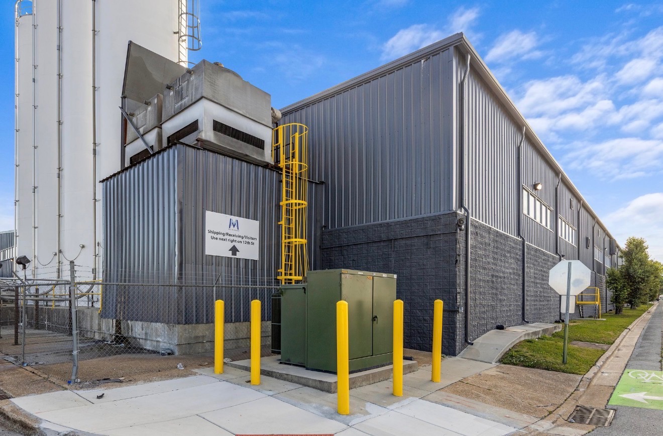 Commercial exterior painting